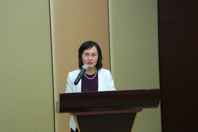 伟德betvlctor1949源于英国经理黄瑶教授主持开幕式