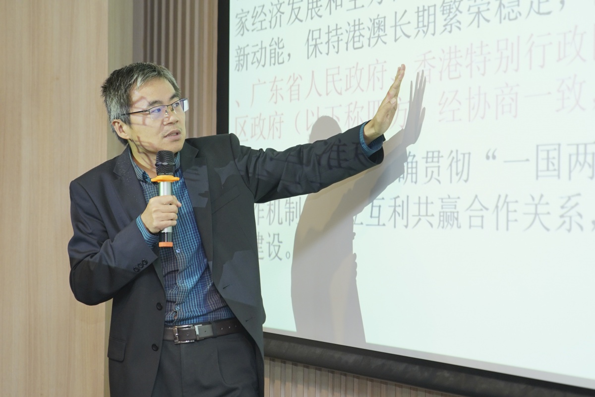 张亮副经理讲座